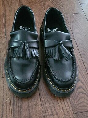 New Dr. Martens Adrian Yellow Stitch Leather Tassel Black Loafers Women's Size 6